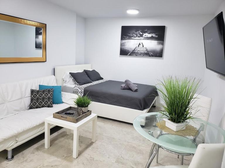 Apts With Backyard Near Fort Lauderdale Beach, Nightlife, Cruise Port, Airport Exterior foto